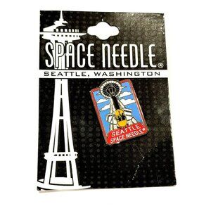 SPACE NEEDLE SEATTLE WASHINGTON SLIDING ELEVATOR ENAMEL LAPEL PIN NEW